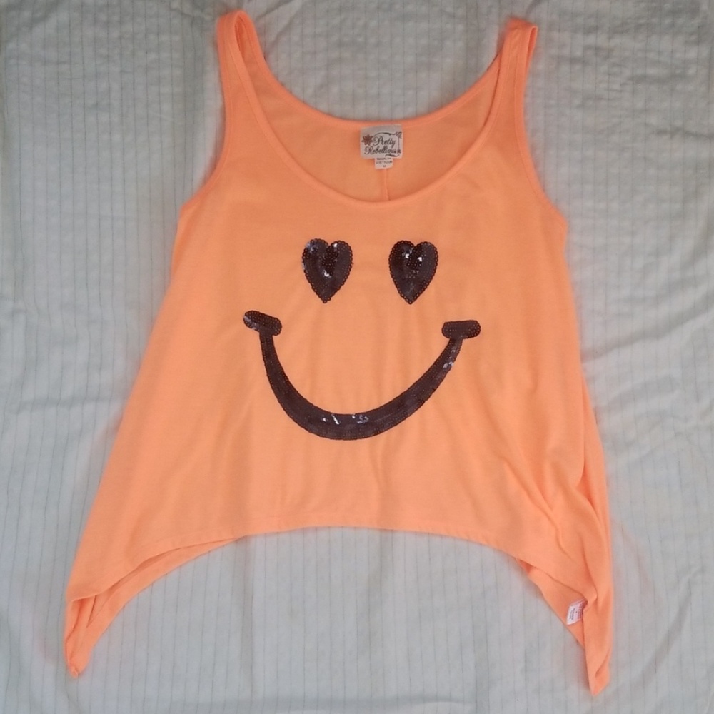 Cute belly shirt!
